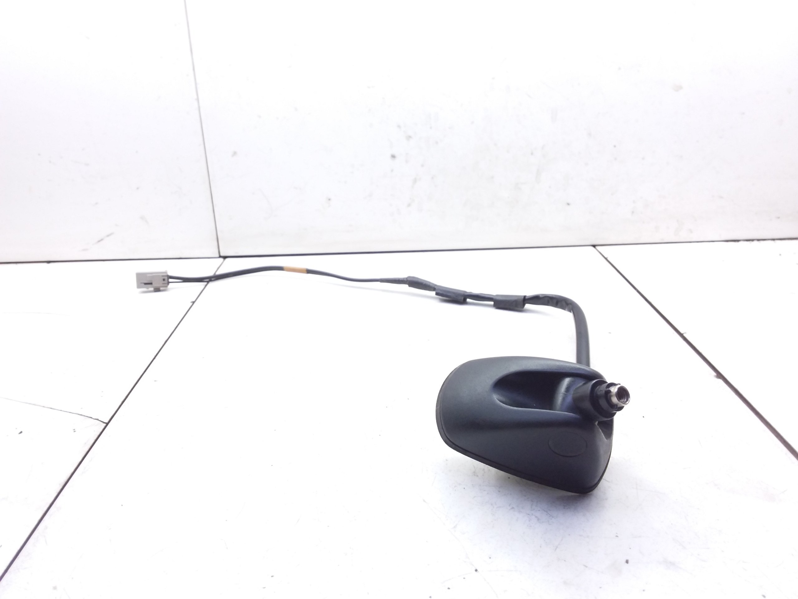 Subaru Forester (SH) SUV 2.0D (EE20Z) ANTENNA 2009 V307209E V307209E|SUBARU