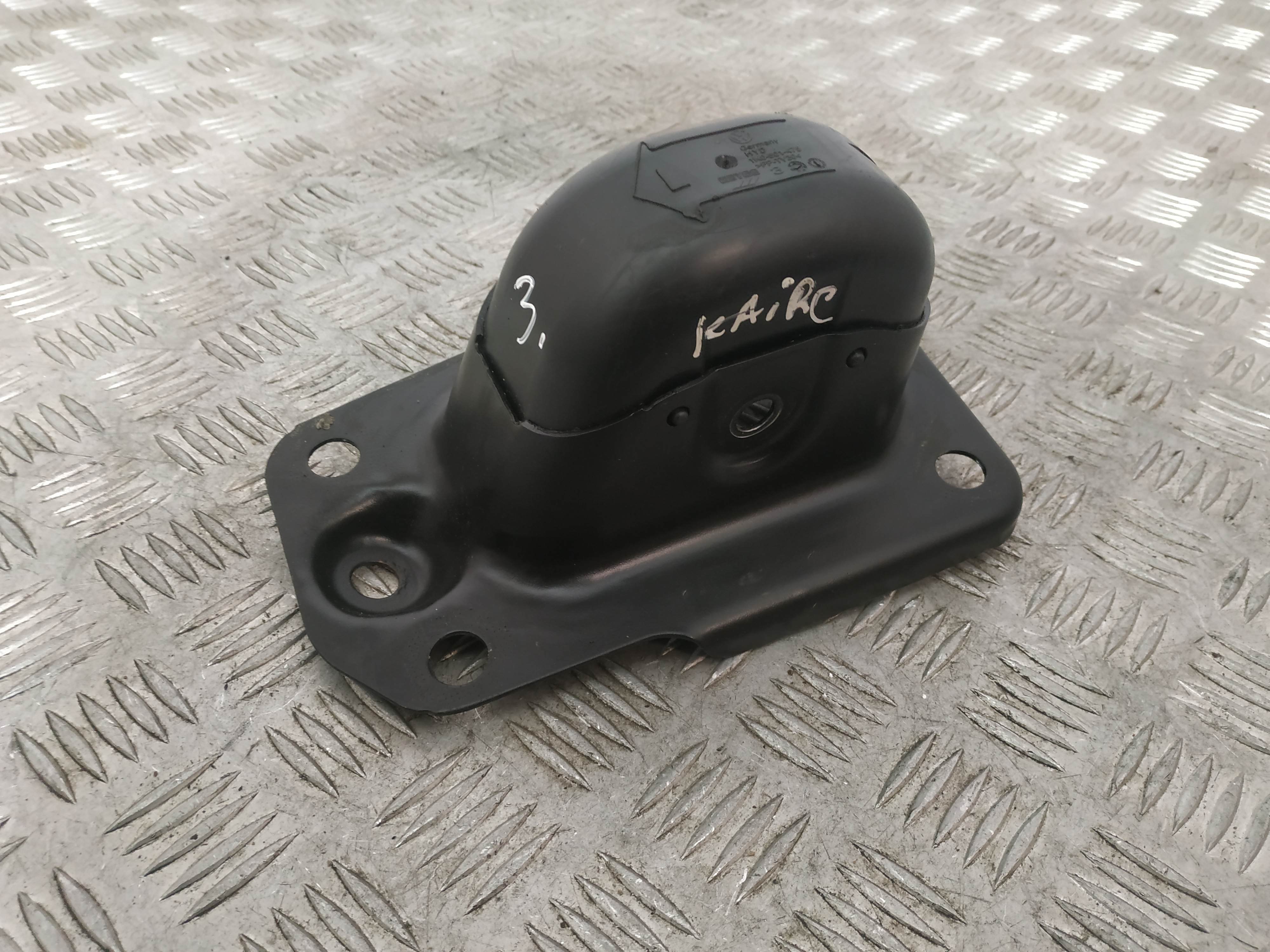 AUDI Q3 (F3) (2018-dabar) Kitos važiuoklės dalys 1K0505129L, 1K0501475 ...