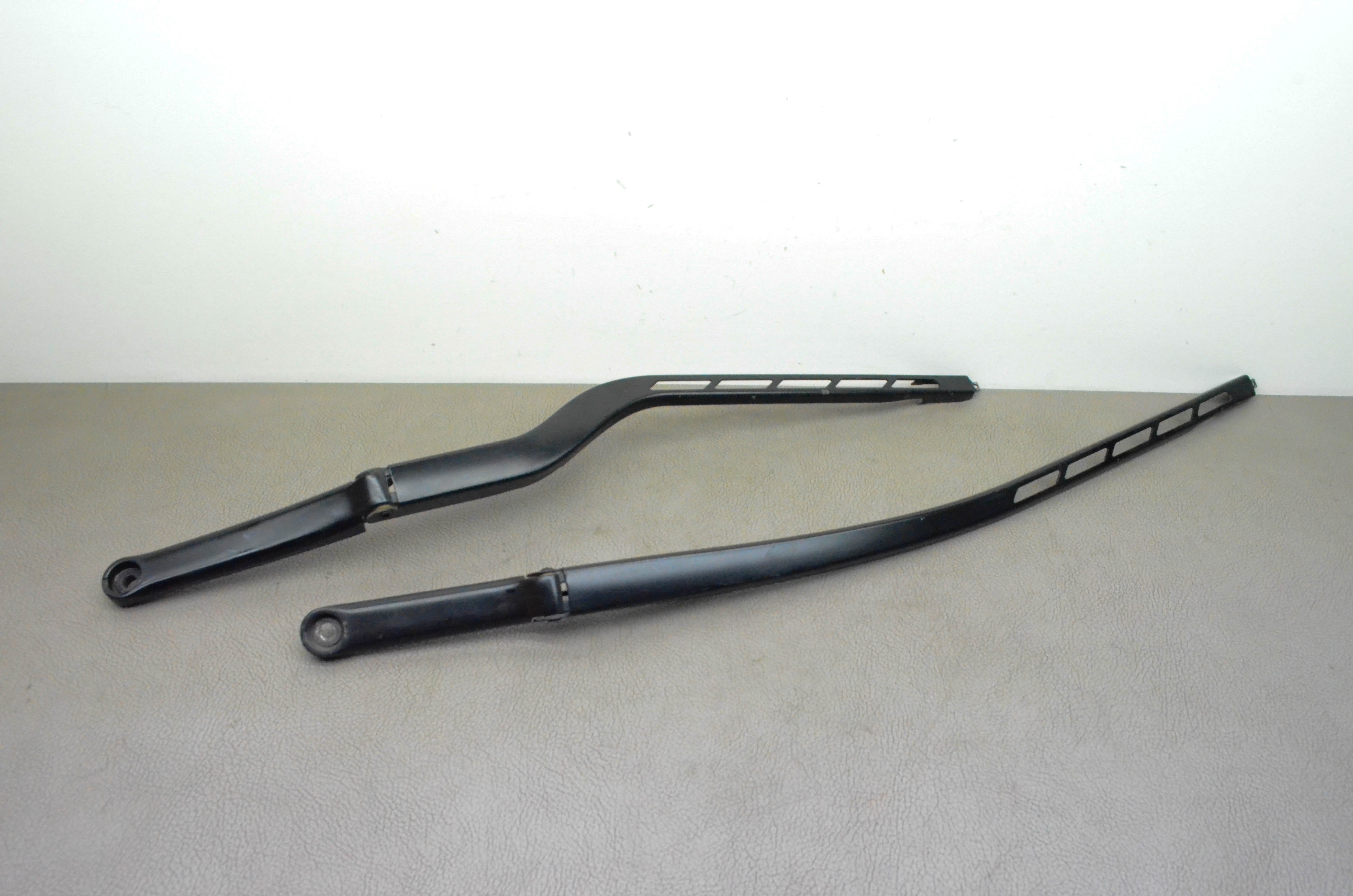 AUDI A3 (8P1) Priekiniai valytuvai 8P2955407A, 8P2955408A 13712123 ...