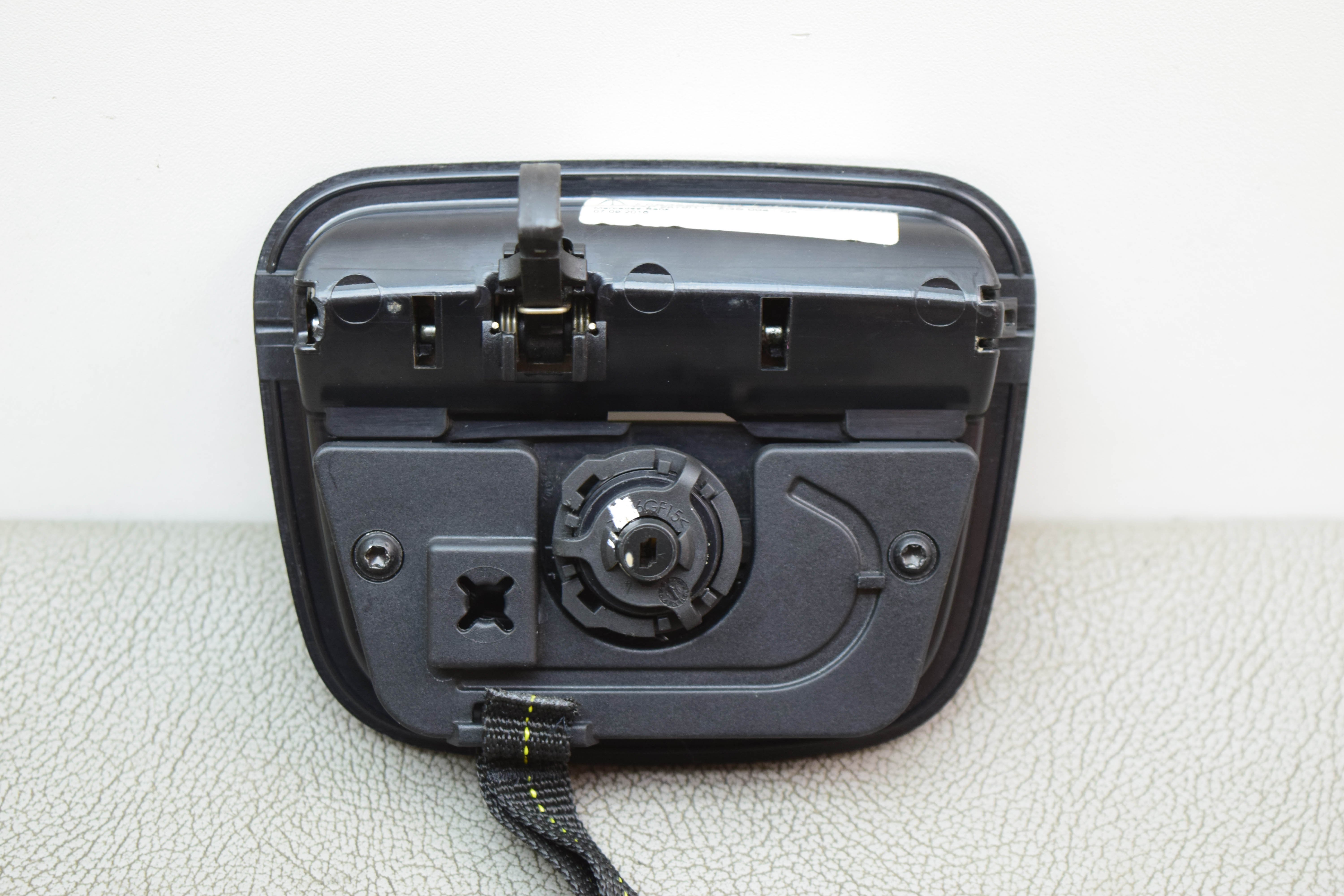 Mercedes-Benz GLE W166 Kofferraum Kofferraum Boden Teppich Griff OEM A0996800384 - Bild 7 von 11