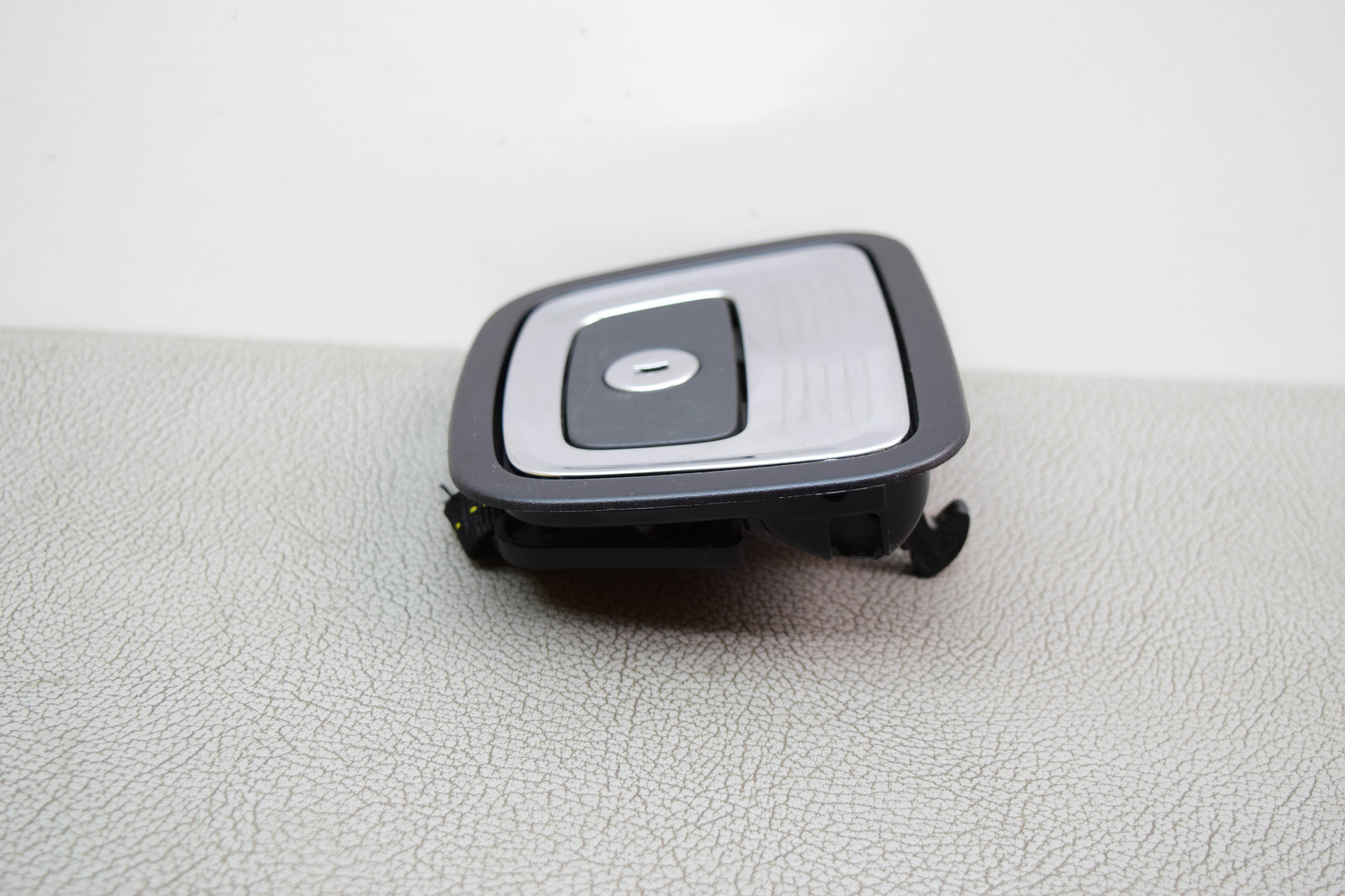 Mercedes-Benz GLE W166 Kofferraum Kofferraum Boden Teppich Griff OEM A0996800384 - Bild 5 von 11