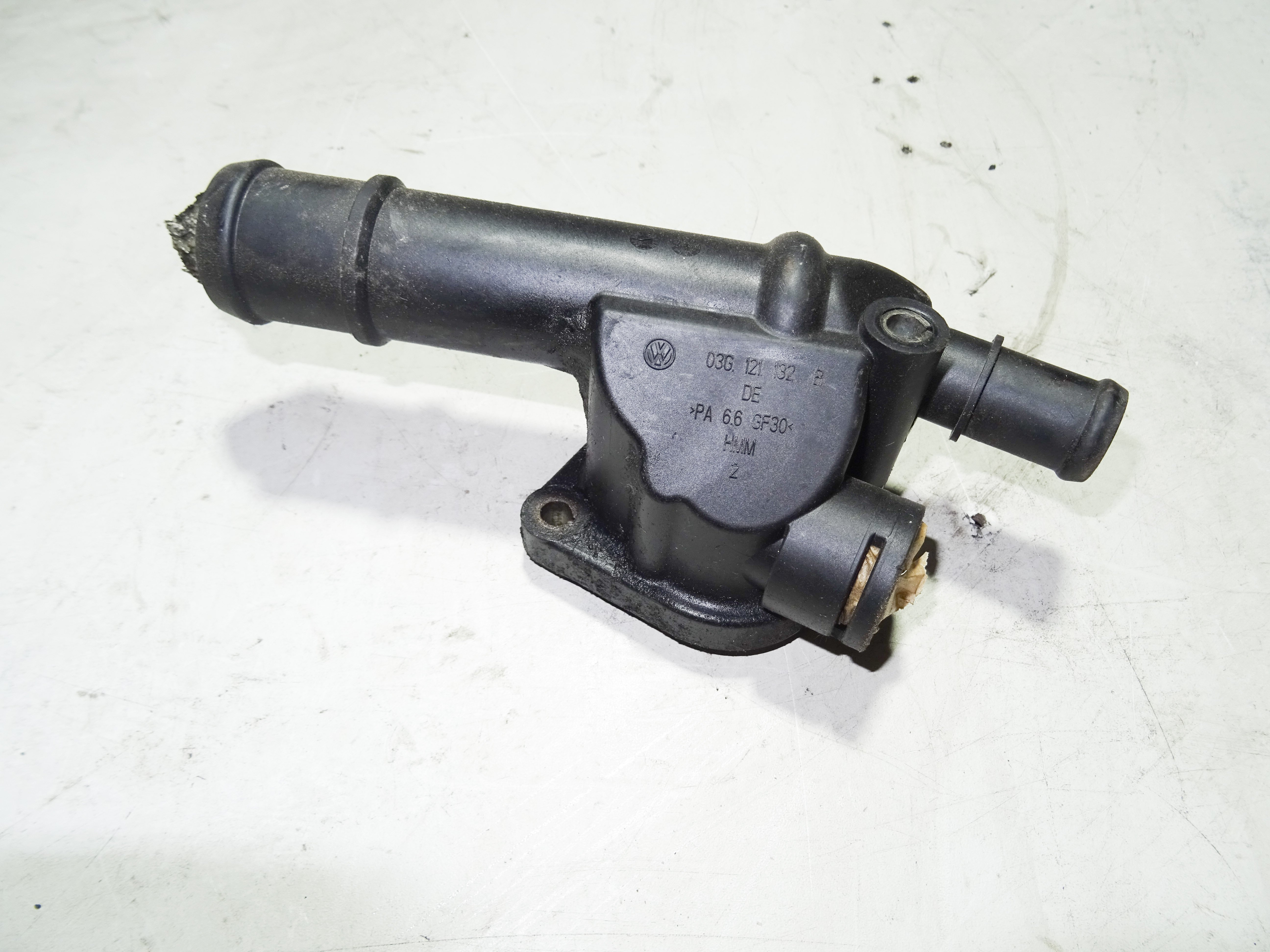 VW PASSAT B6 (3C2) Termostatas 03G121132B 17152277 - Naudotos dalys ...