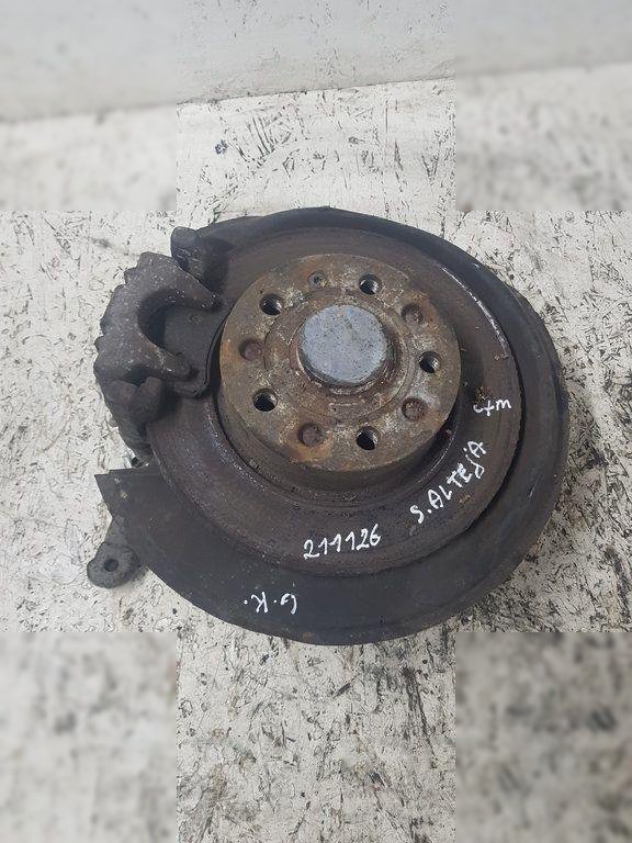 Seat Altea XL (5P5) MPV 1.9 TDI (BKC) WHEEL HUB REAR 2007