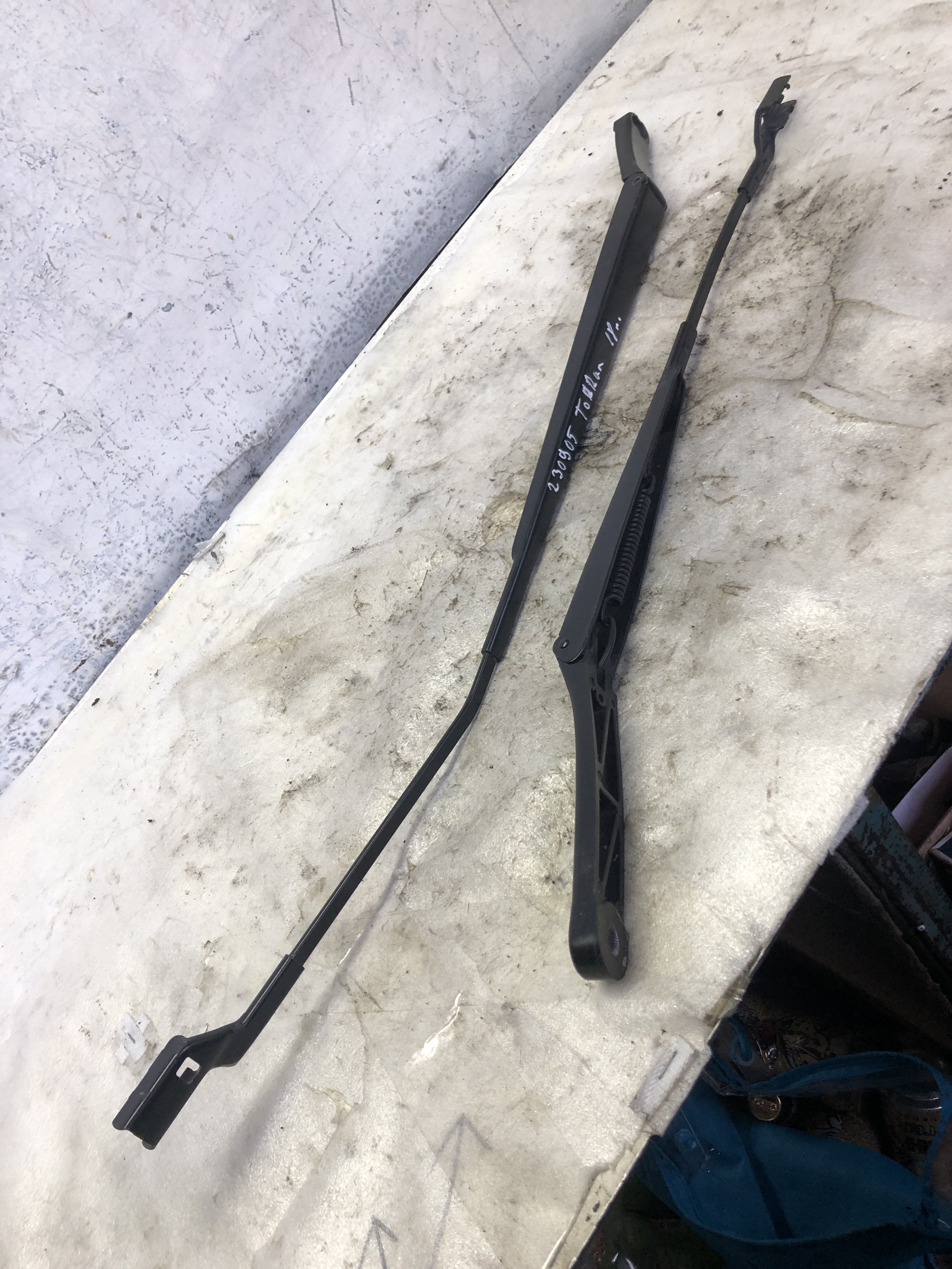 VW TOURAN (5T1) (2015present) Front Wiper Arms 5tb955410b 21641409