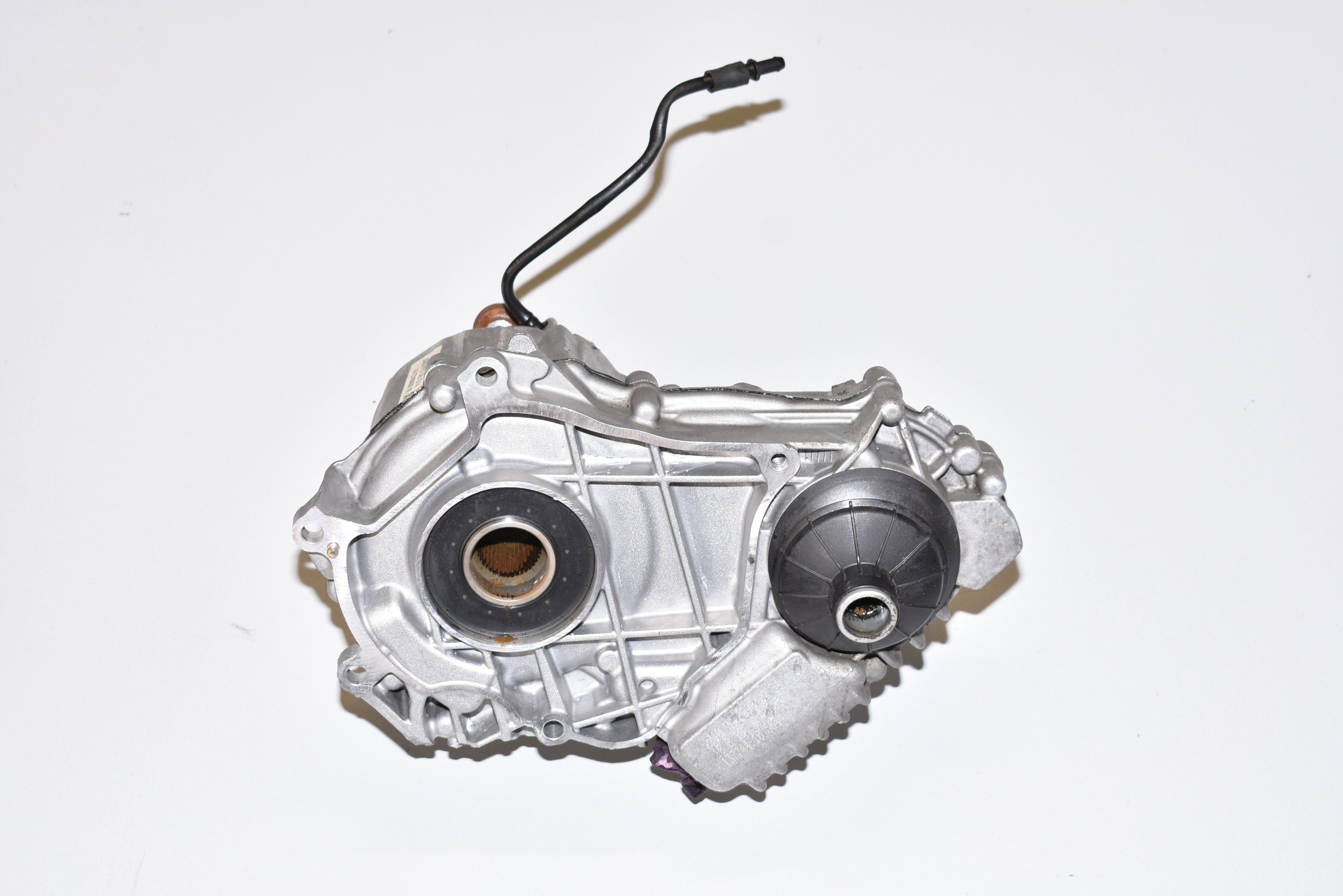 BMW F90 M5 Transfer Case Transfer Box ATC13 8098422 Defective