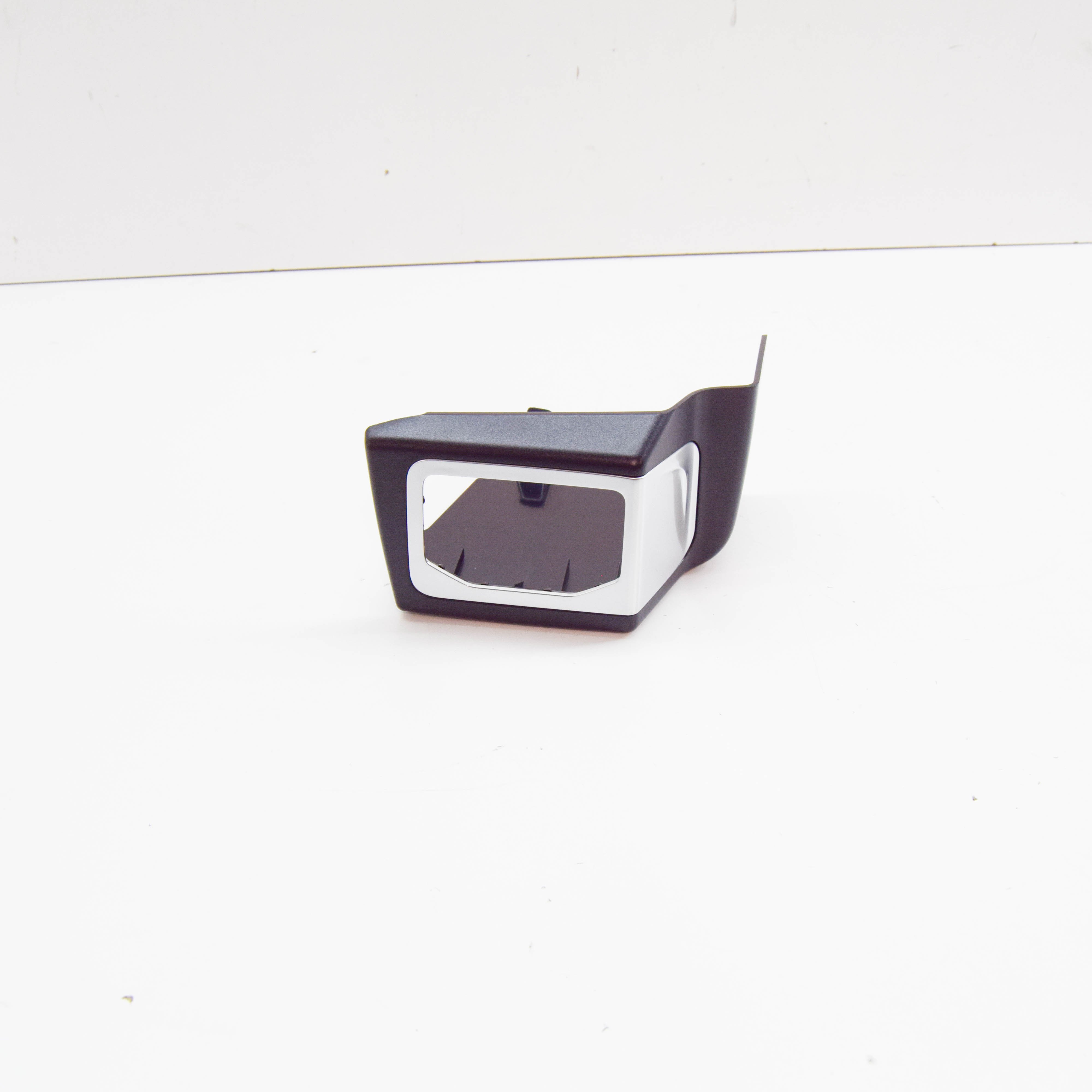 BMW M5 F90 Front Air Freshener Trim 51169378061 LHD NEW GENUINE - Picture 2 of 7