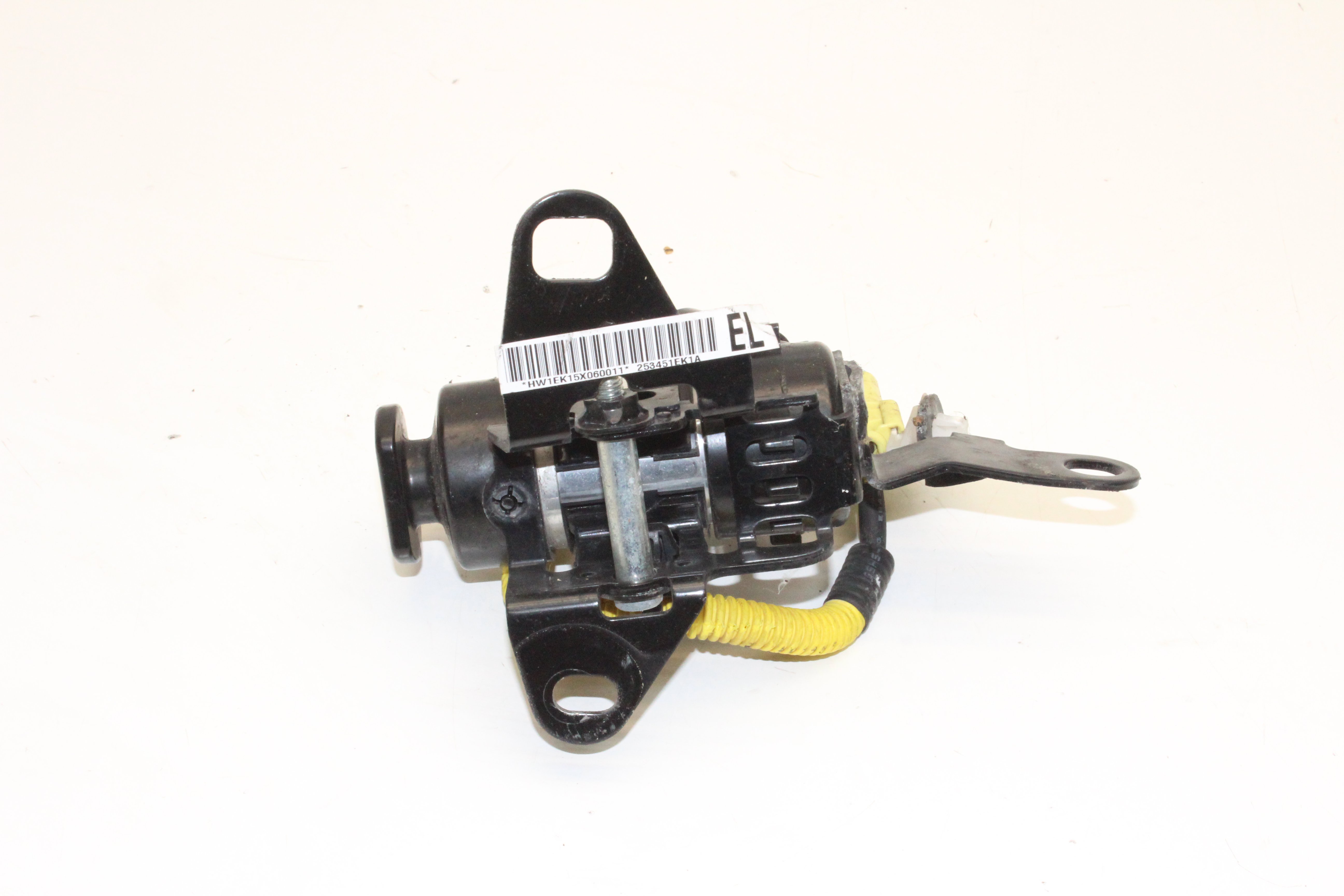 NISSAN 370Z 1 generation (2008-2021) HOOD ACTUATOR HINGE