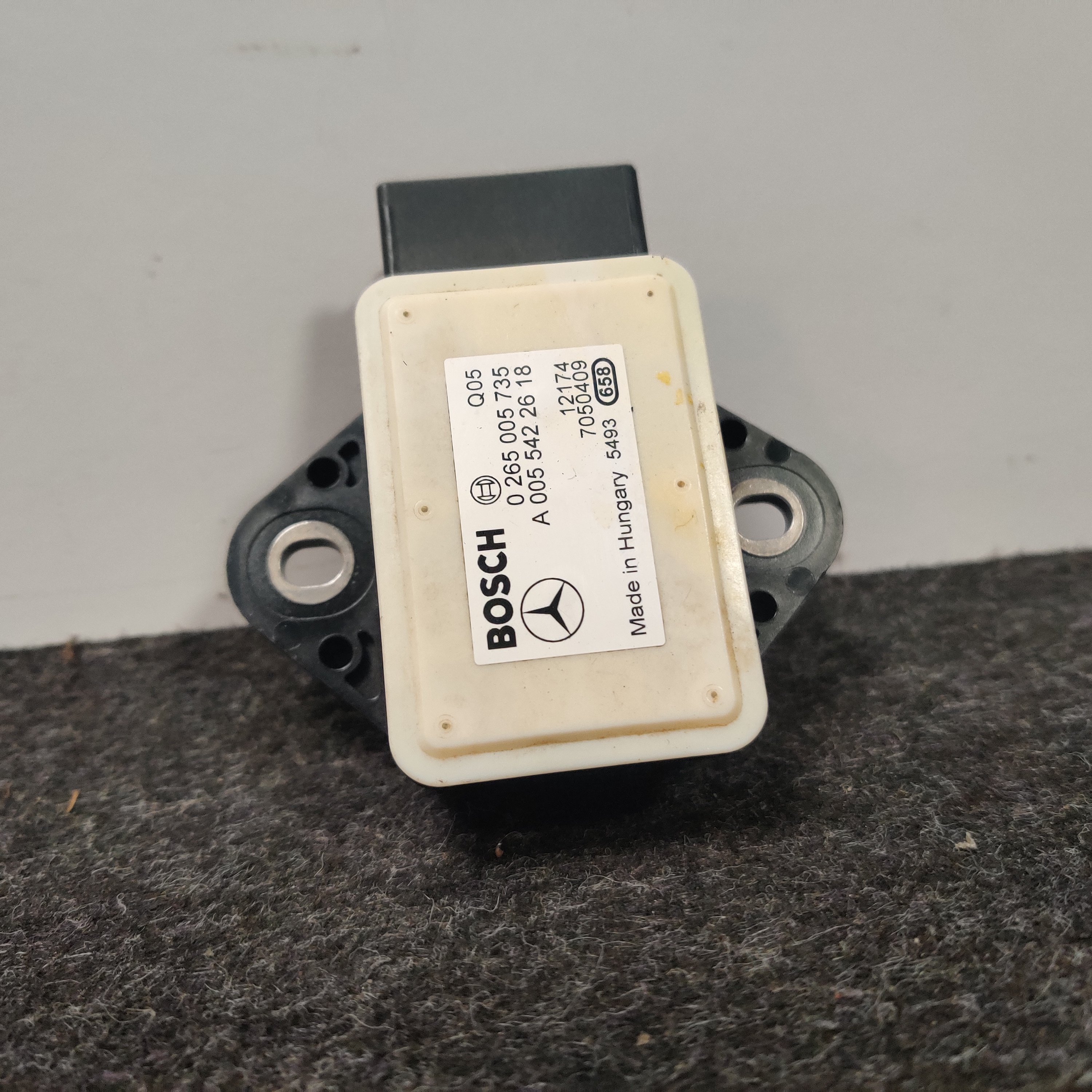 MERCEDES-BENZ E Coupe C207 e 350 Yaw Rate ESP Sensor Genuine