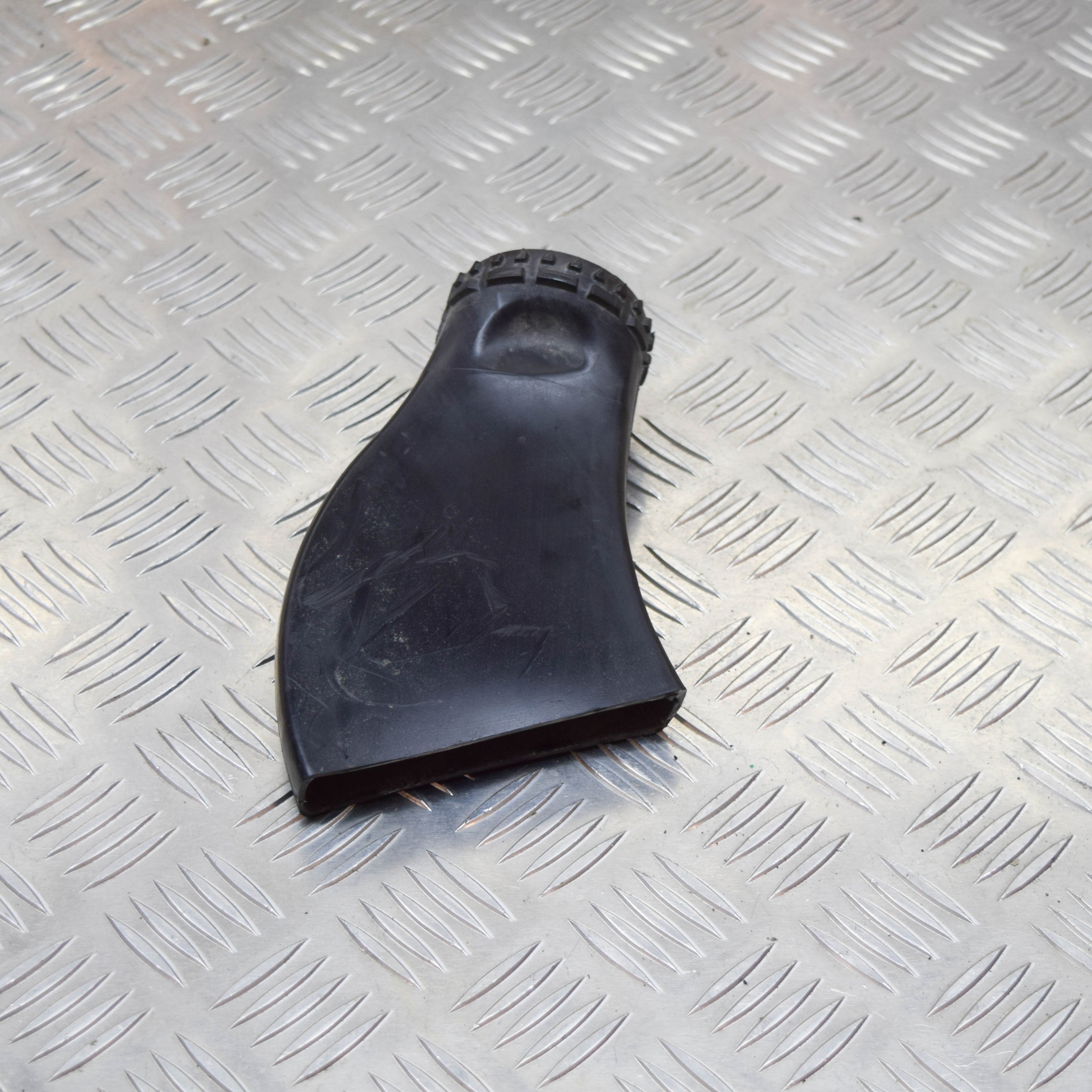 その他 me AUDI Q5 8R SQ5 Air Intake Duct Tube 8K0129604 3.0 Diesel