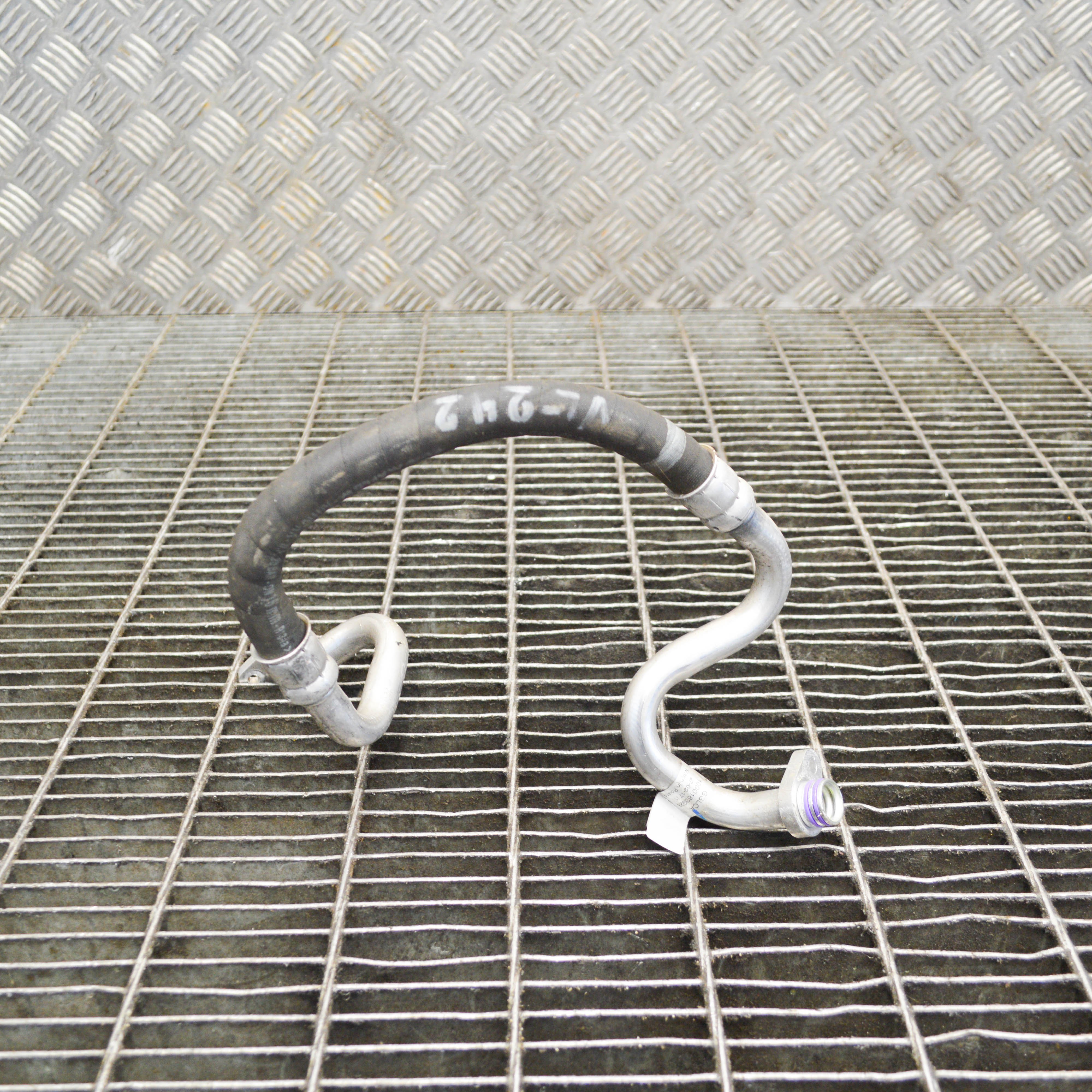 JAGUAR F-PACE X761 A/C Air Con Pipe Hose HX73-19N602-BA 2.0