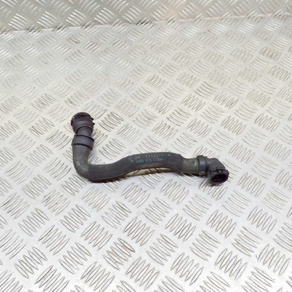 ② BMW 5 G30 530d Radiator Coolant Pipe Hose 9299619 3.0 Diesel
