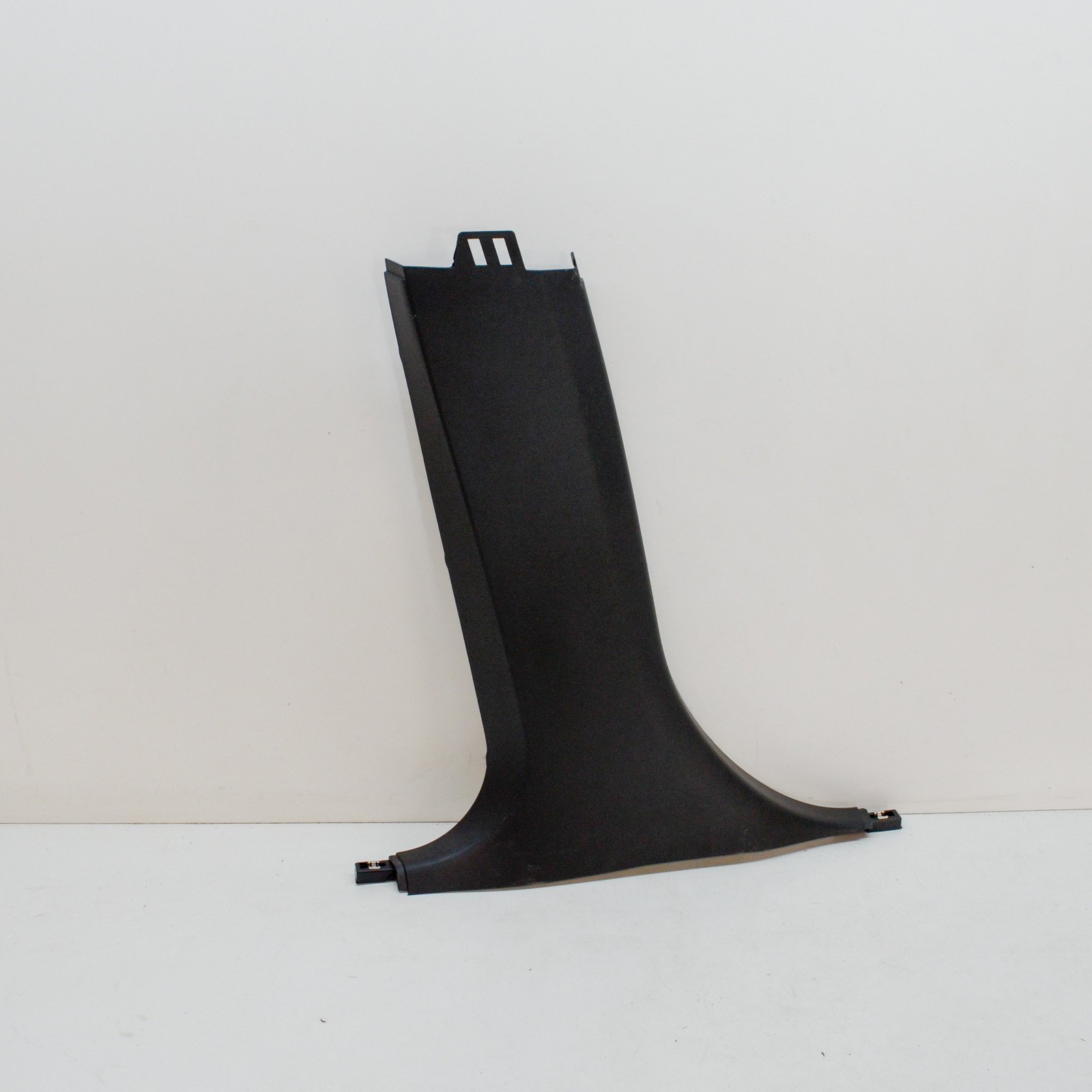 ユー BMW X3 G01 Left Side Lower B-Pillar Trim 7396431 105315-10