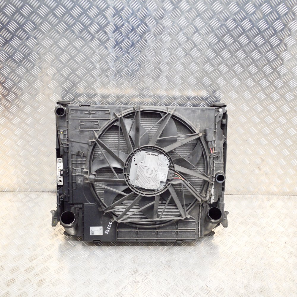 m BMW X3 F25 18d Engine Cooling Radiators W/ Fan Set 8623369