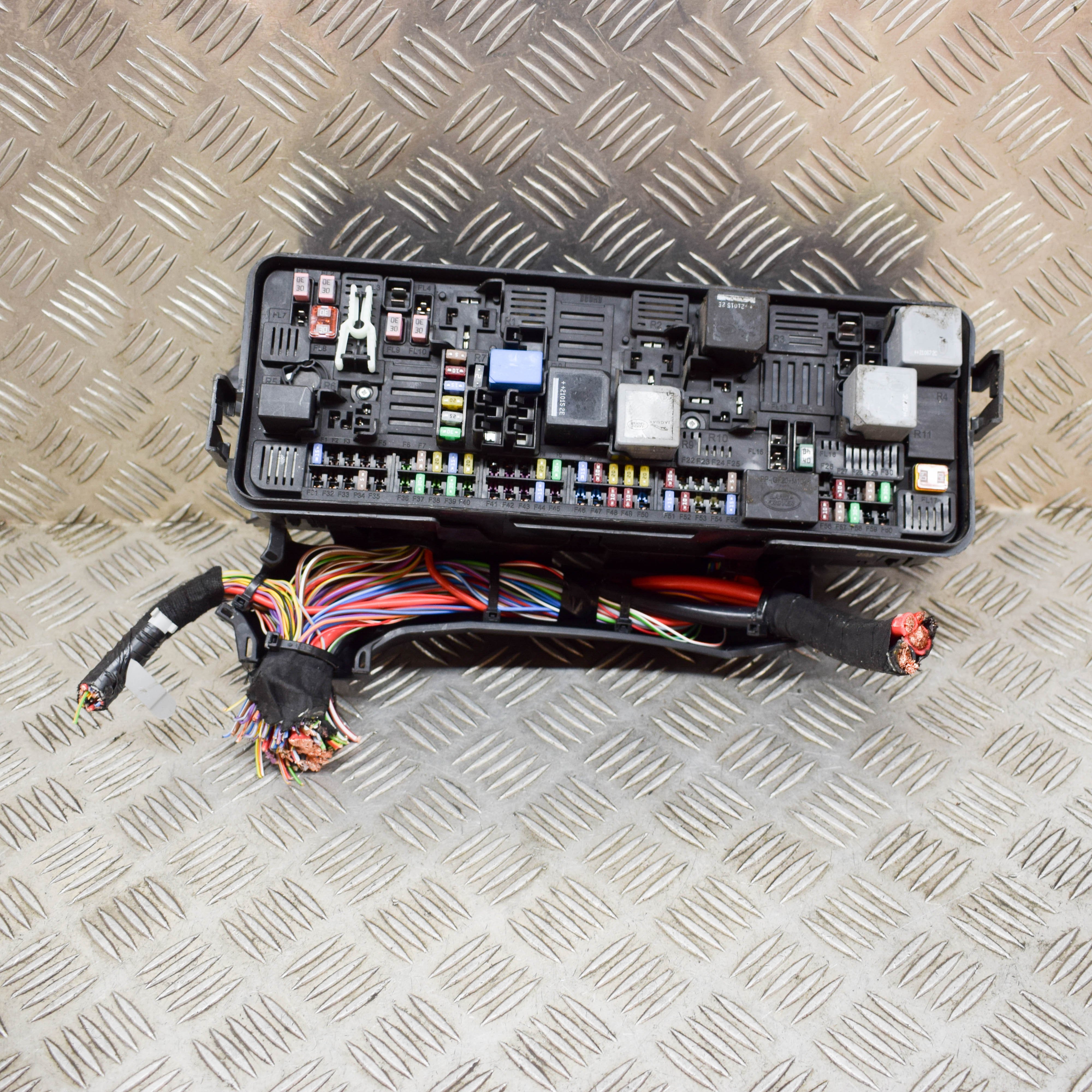 Sshopping LAND ROVER DISCOVERY L462 Rear Fuse Box L8B2-14N030-AC 3.0