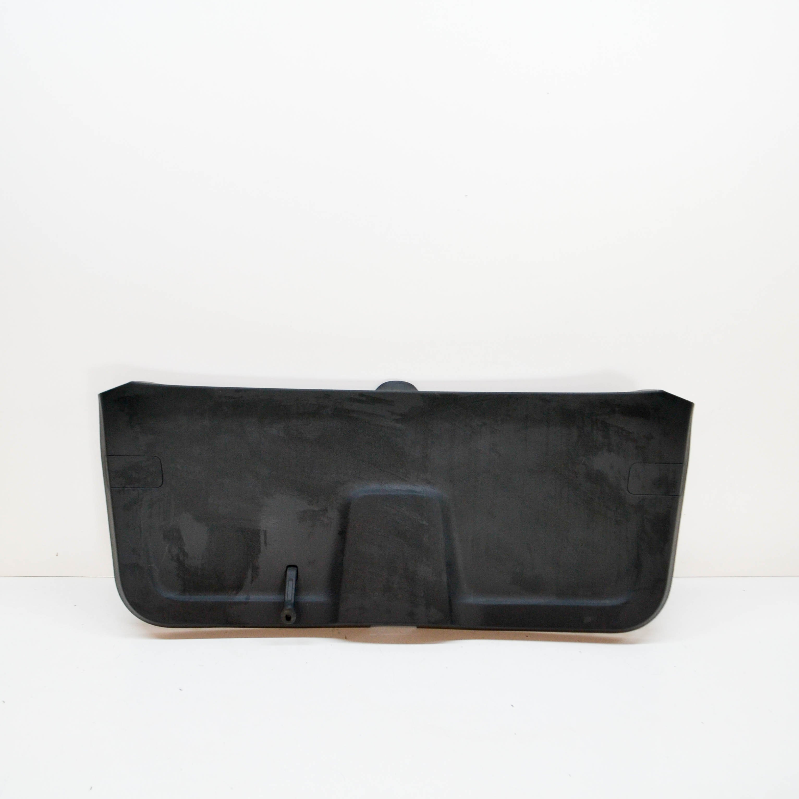 トリム SKODA KAMIQ NW4 Rear Tailgate Cover Trim 658867975B 1.00