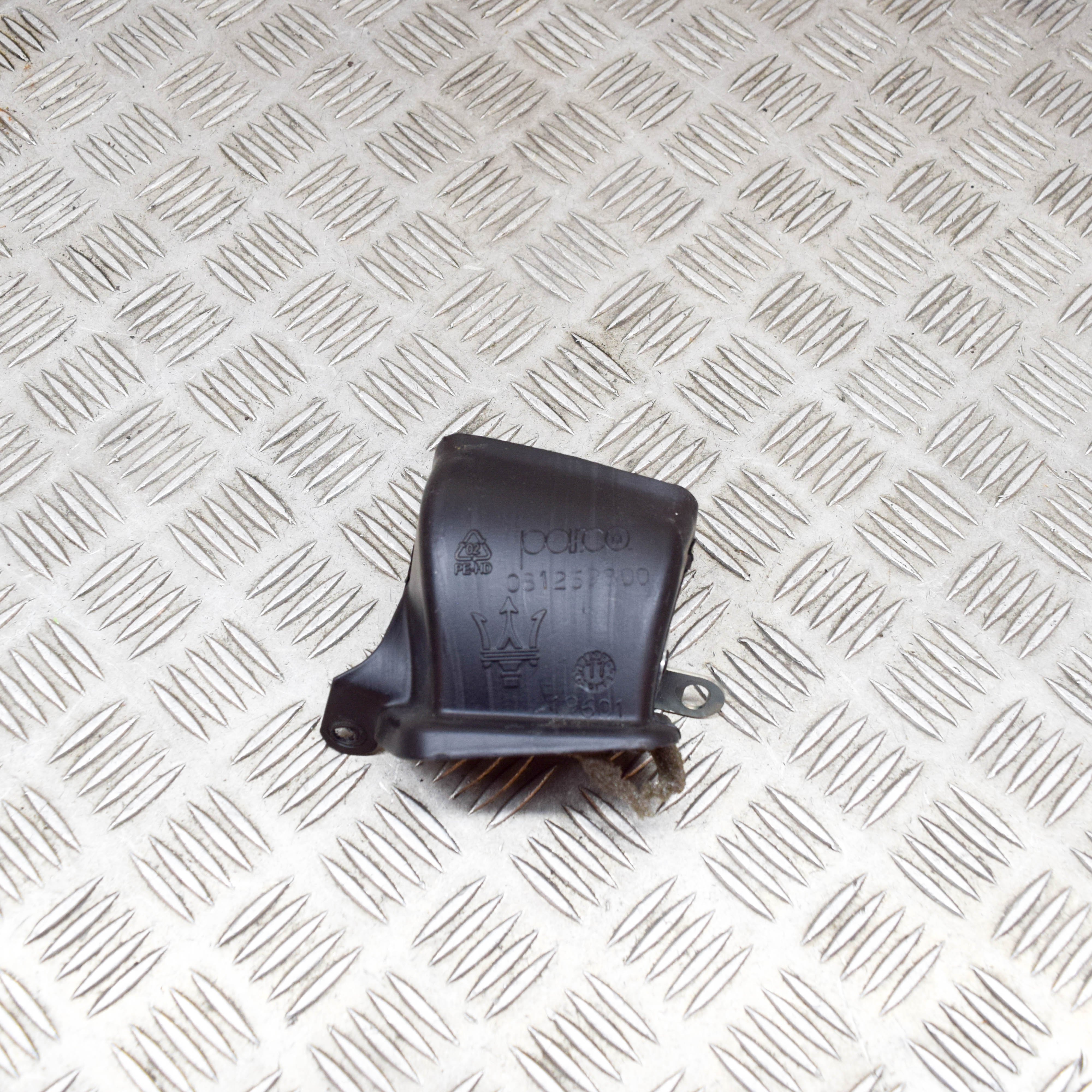 2 シール ハッチ上蓋表示シール ST-2(ロックアーム式)｜ 株式会社プロサス