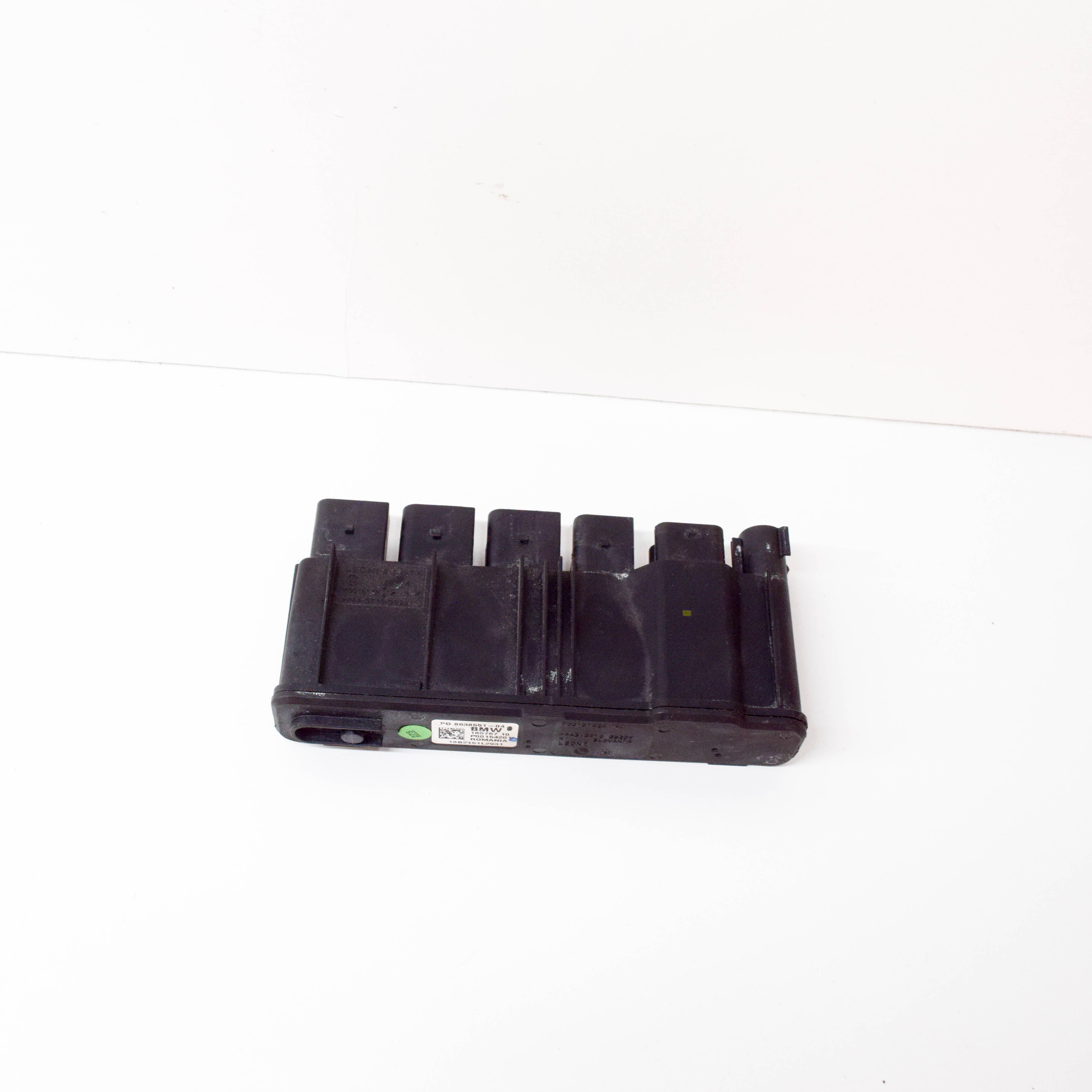 BMW 5 G30 530e Integrated Power Supply Control Unit 8638551