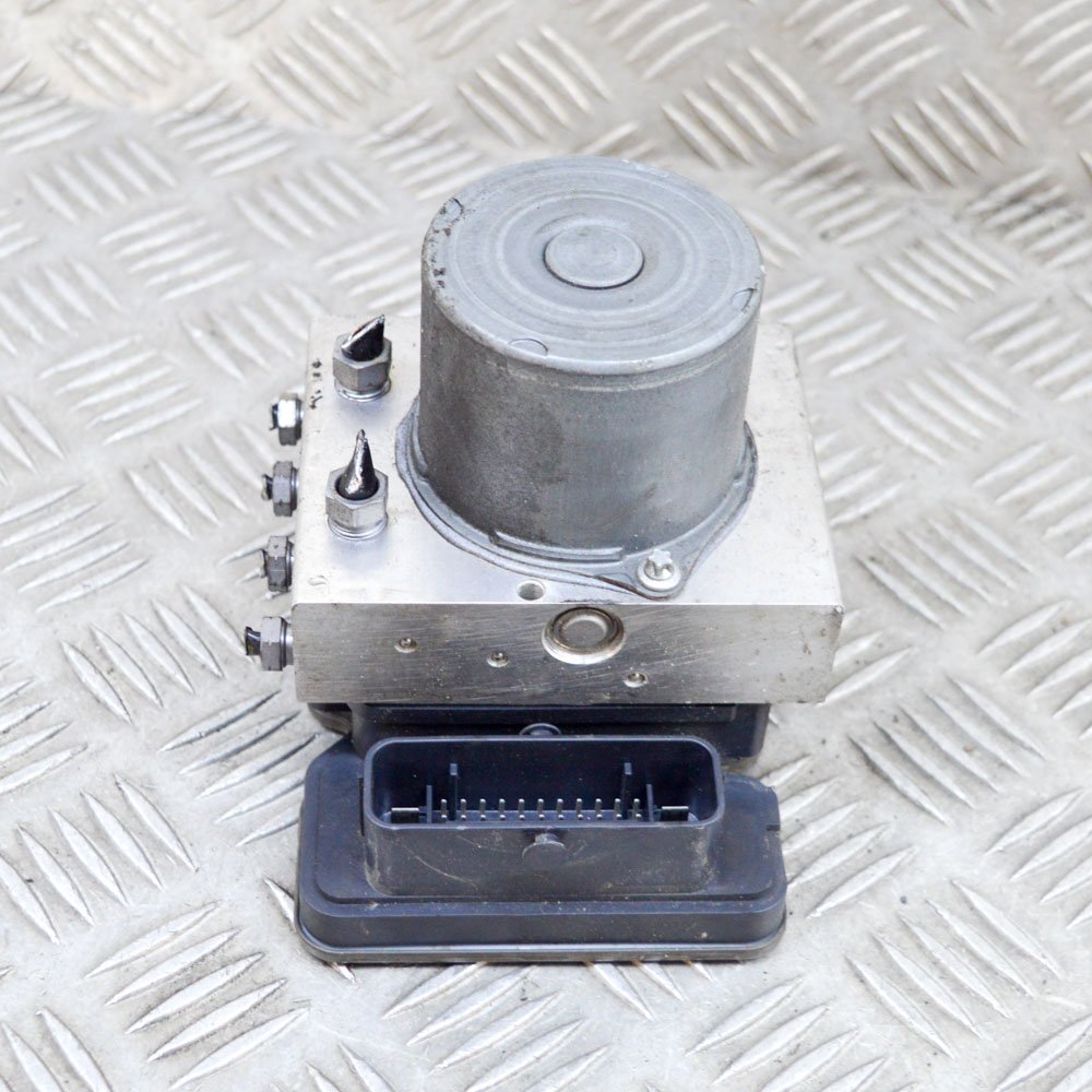 【E】　パック スペイド DBA-NSP140 ABSアクチュエーター X 1NR-FE 6W2 44050-52K40