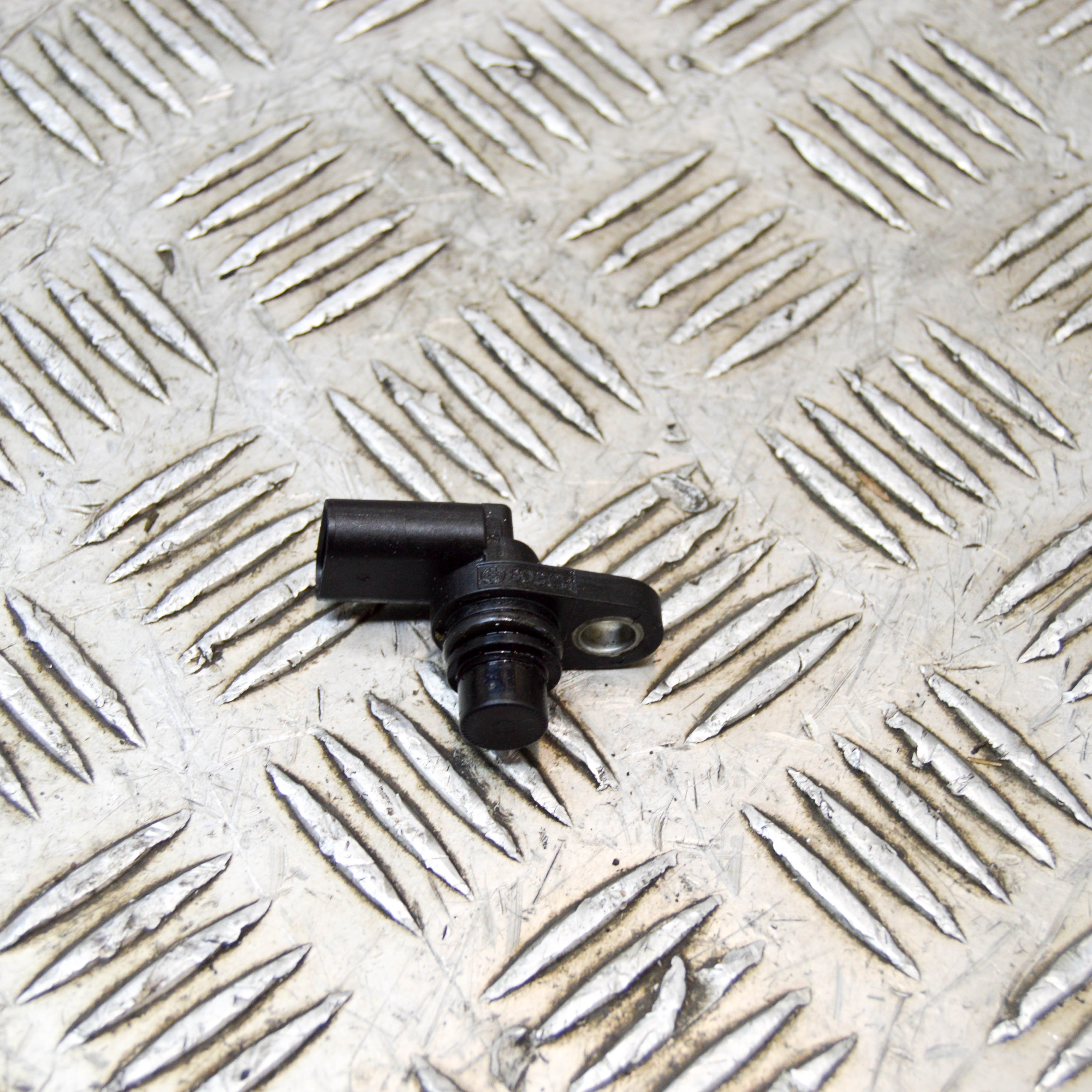 PORSCHE 911 991 Camshaft Position Sensor 94660610600 3.0