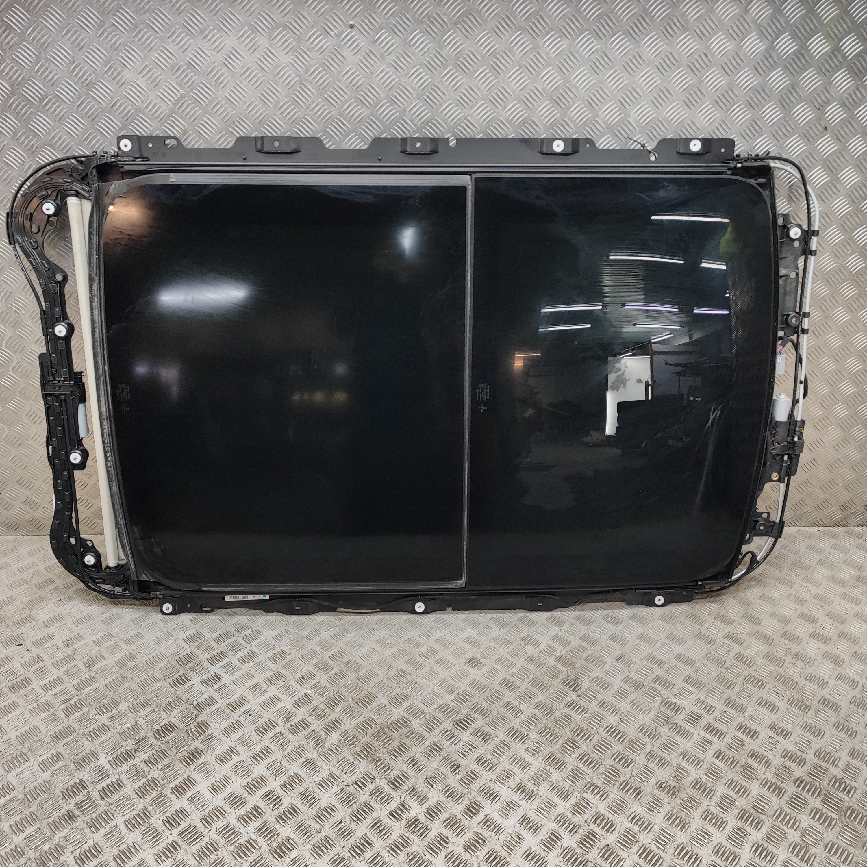 その他 SOBOLEV SPACES Amazon.com: Shoe Slotz Space-Saving Storage Units in Ivory