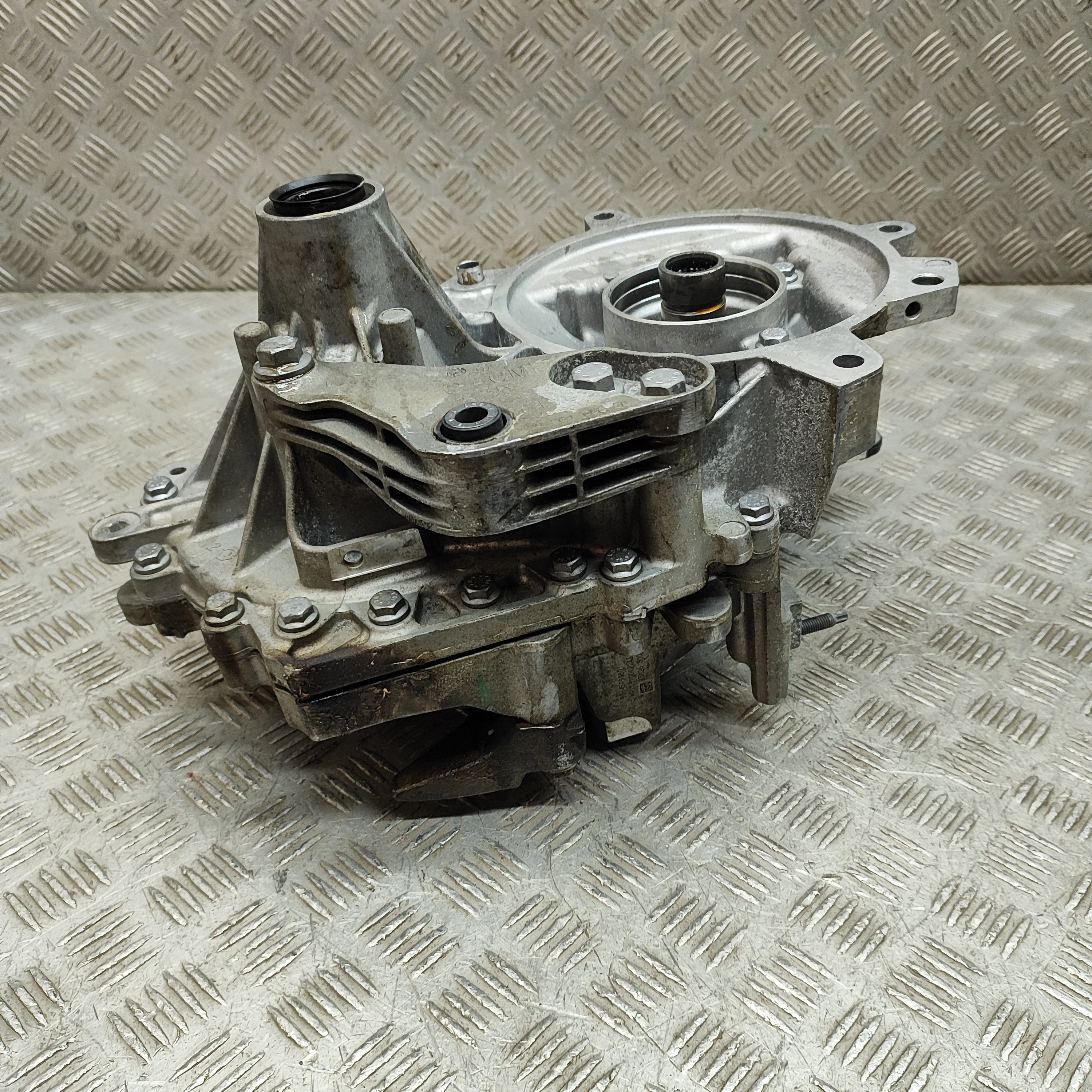23833111_2cc79641-5bb7-4d80-