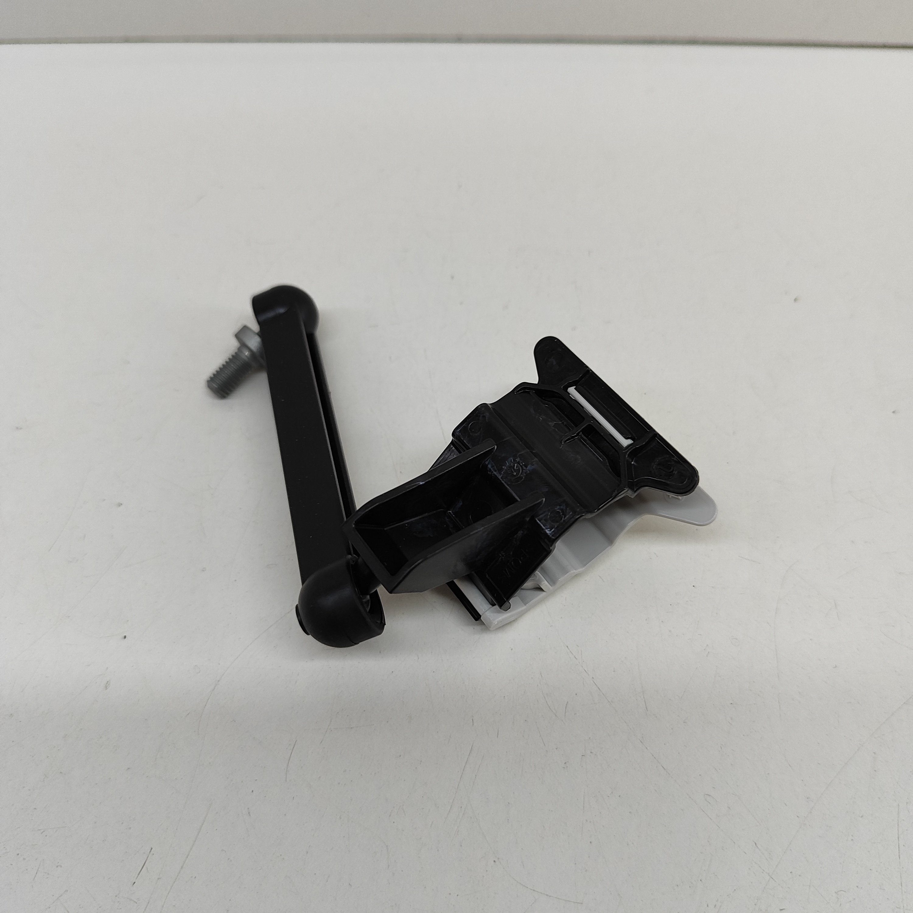 BMW X3 G01 (2017-2024) Height sensor lever 37146891166