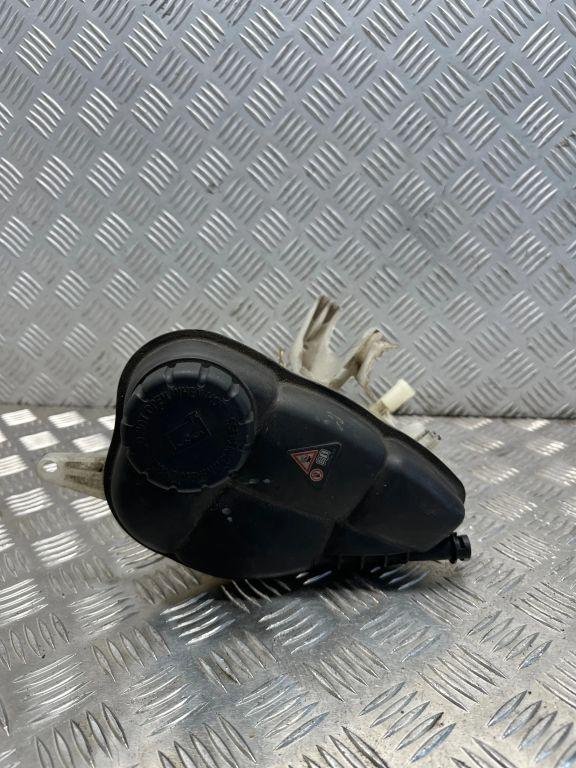 Mercedes-Benz SLK (R172) Cabrio 2.1 250 CDI, 250d 16V (OM651.980) EXPANSION TANK 2014 A1725000249 A1725000249|MERCEDES-BENZ
