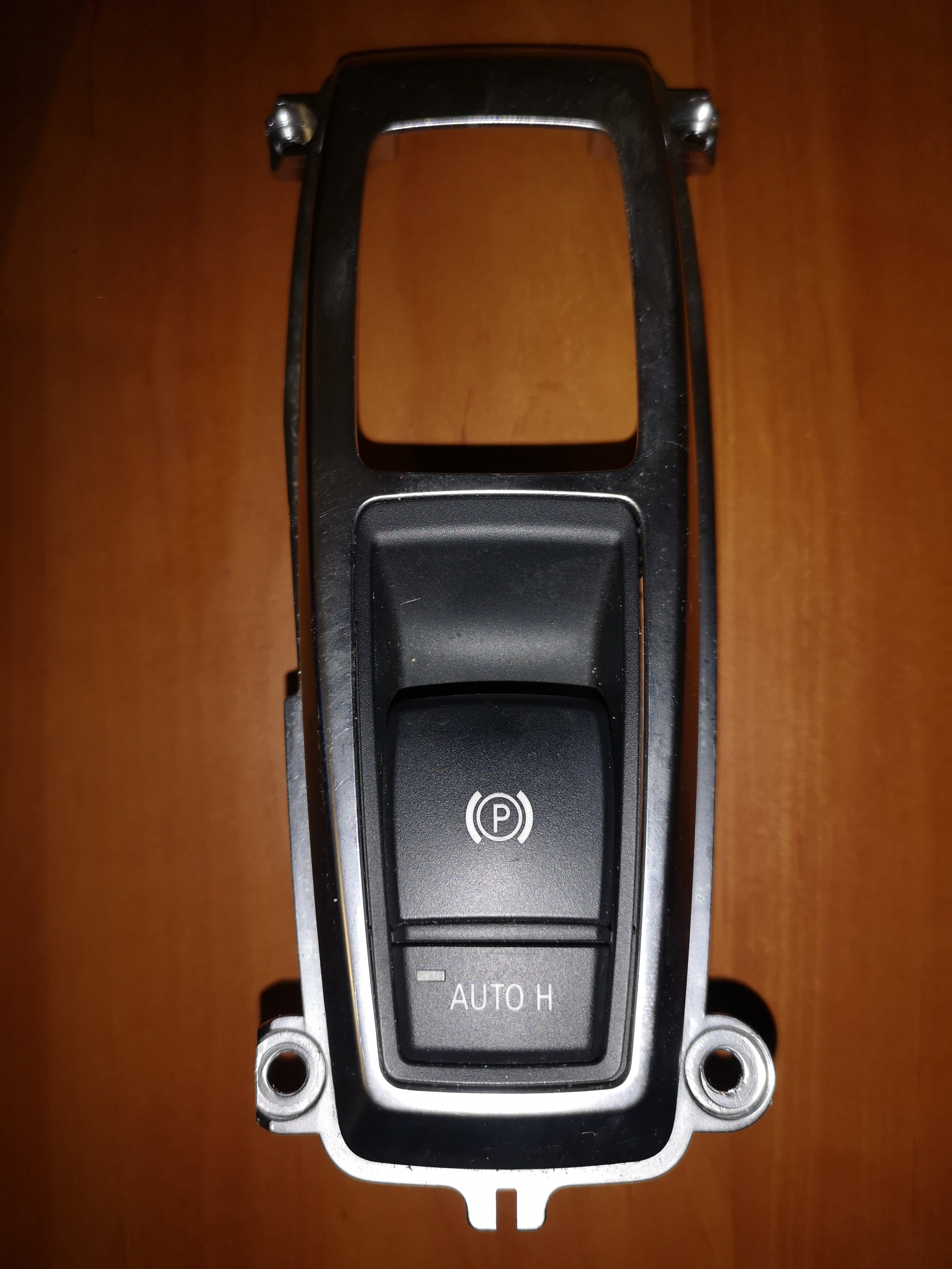 BMW X5 E70 (20062013) Handbrake Button 914850801 14389691 Used parts online 5374216