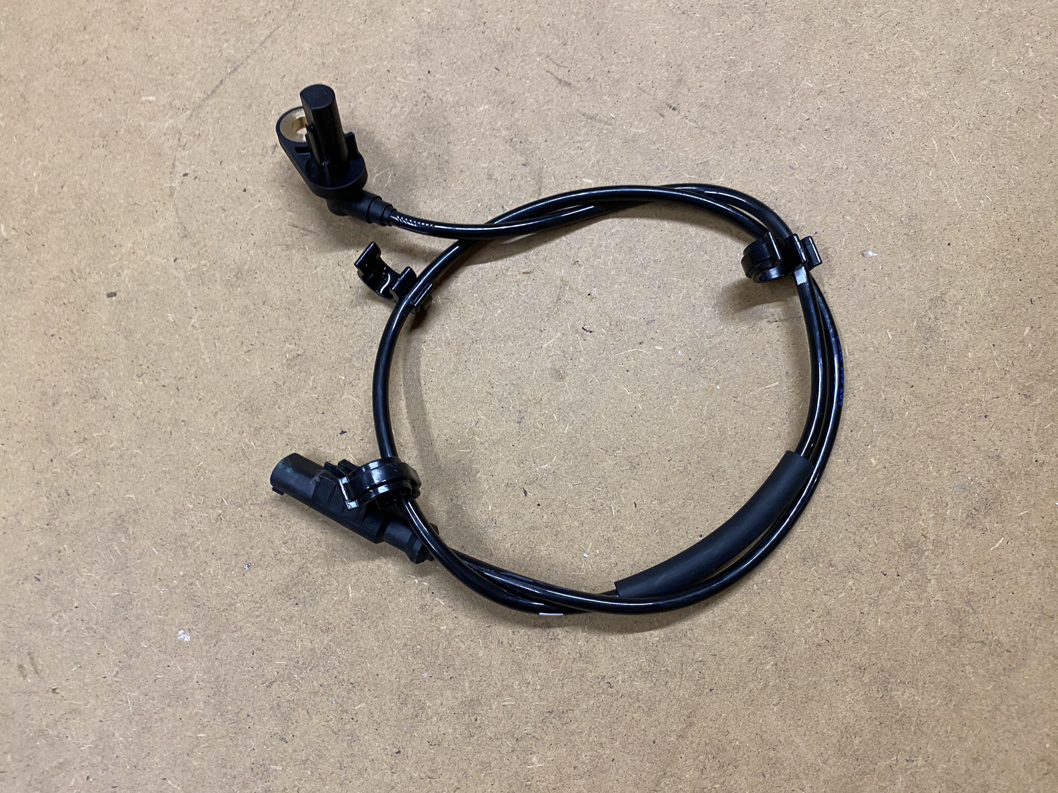 KAWASAKI NINJA E90/E91/E92/E93 (2004-2013) Front ABS sensor