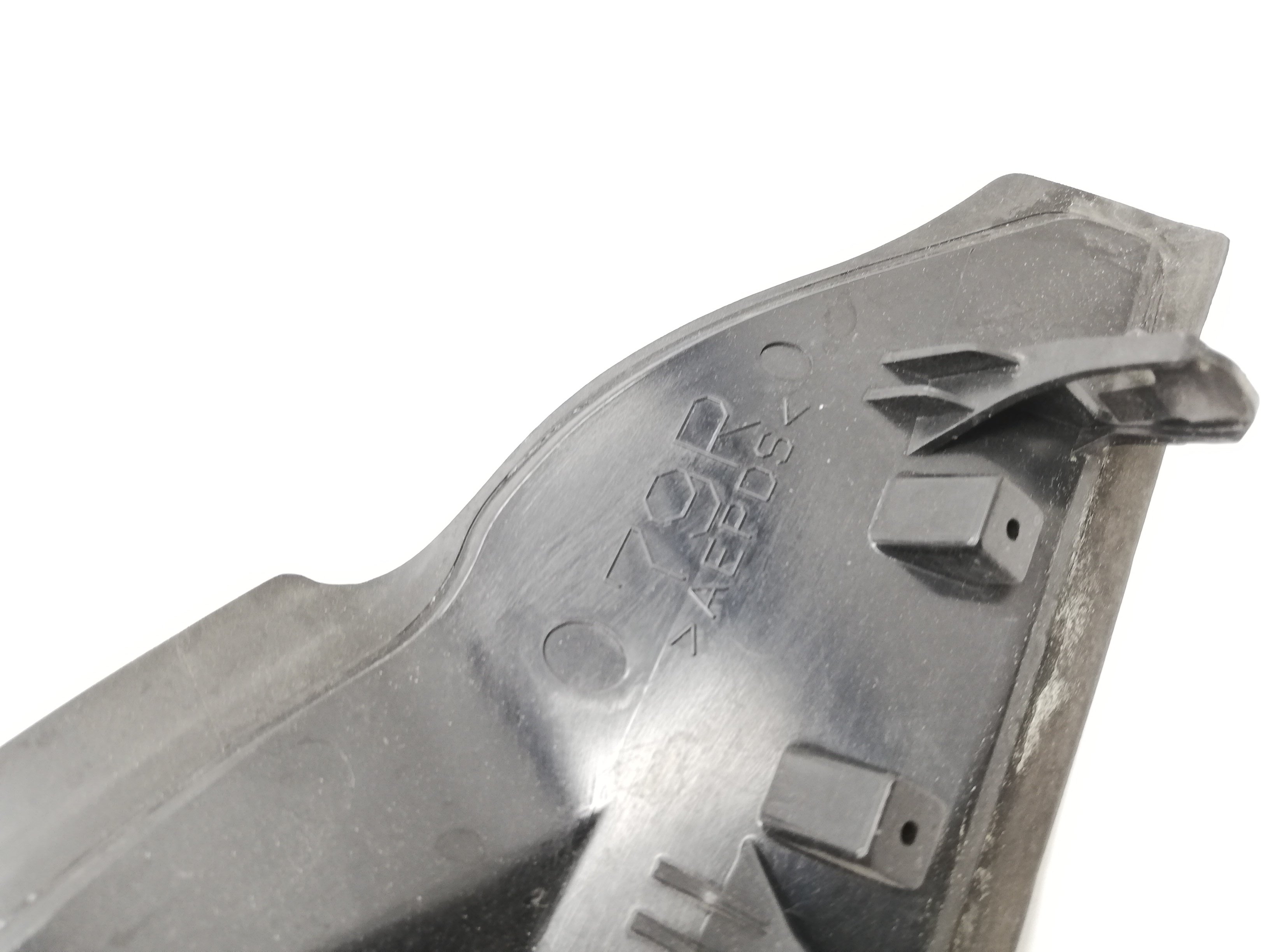 HR'sページ^ ^ GREITAEIGĖS – SCG