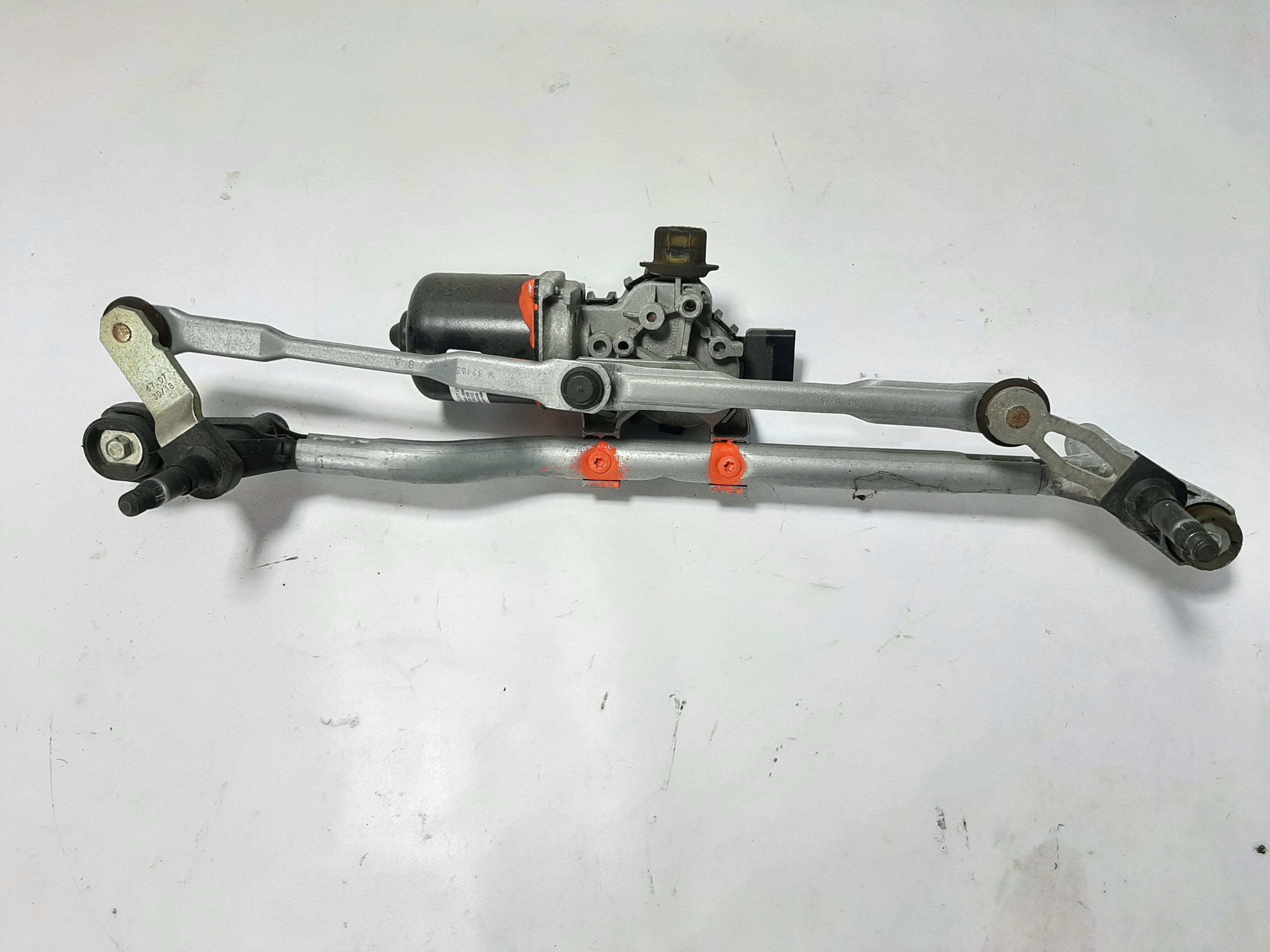 人気アイテム CITROËN C4 Cactus 1 generation (2014-2024) Front Windshield ルアー・フライ