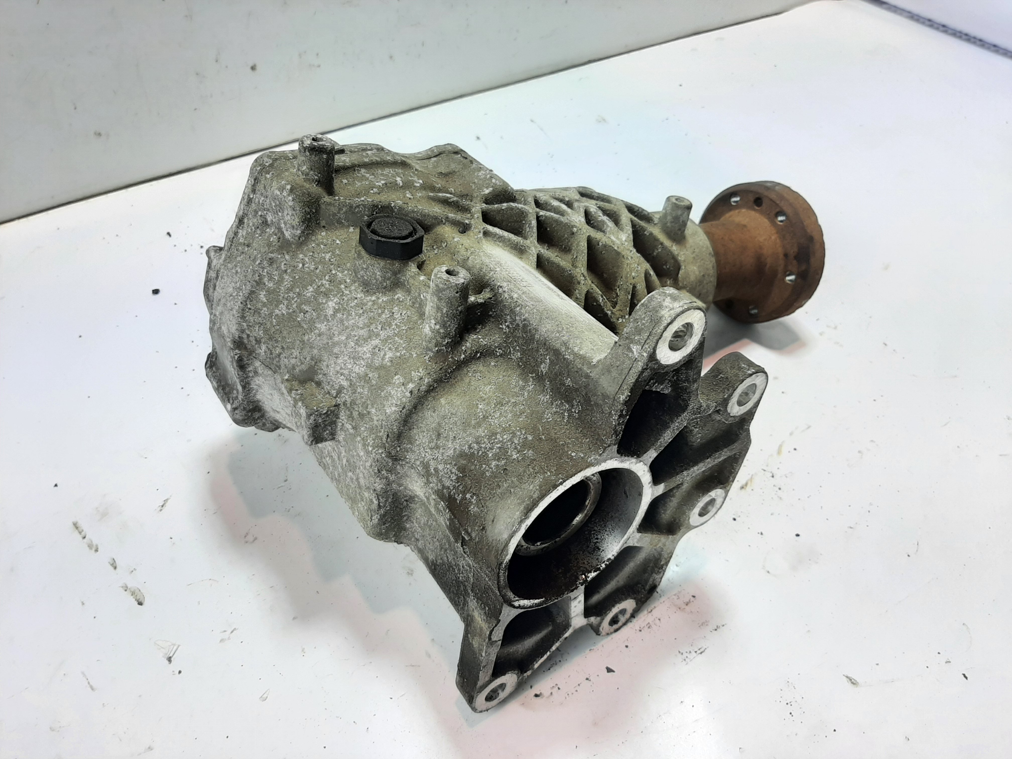 VOLVO XC70 3 generation (20072020) Front Transfer Case P31256684